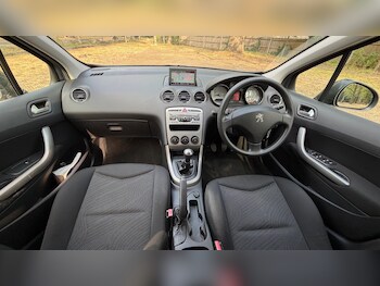 Used Peugeot 308 2011 for sale - 79317036: Photo