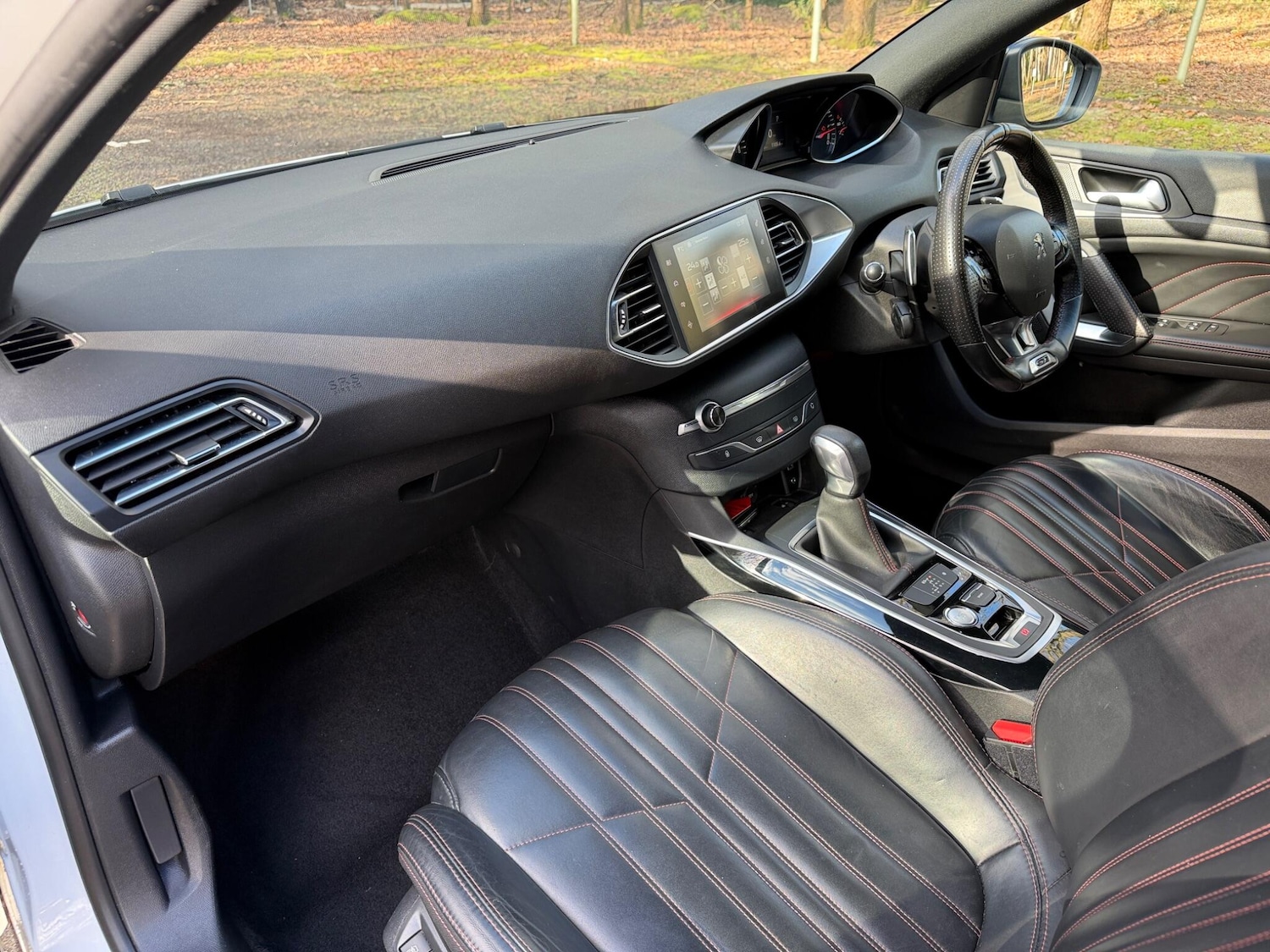 Used Peugeot 308 2015 for sale - 77456499: Photo 18