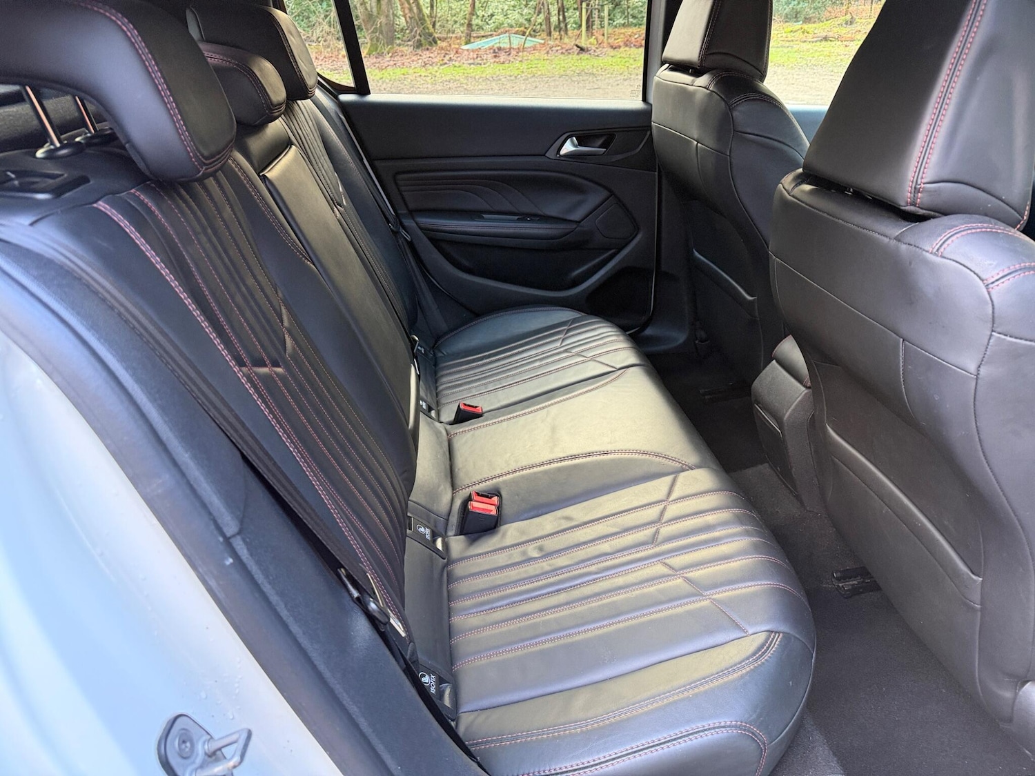 Used Peugeot 308 2015 for sale - 77456499: Photo 4