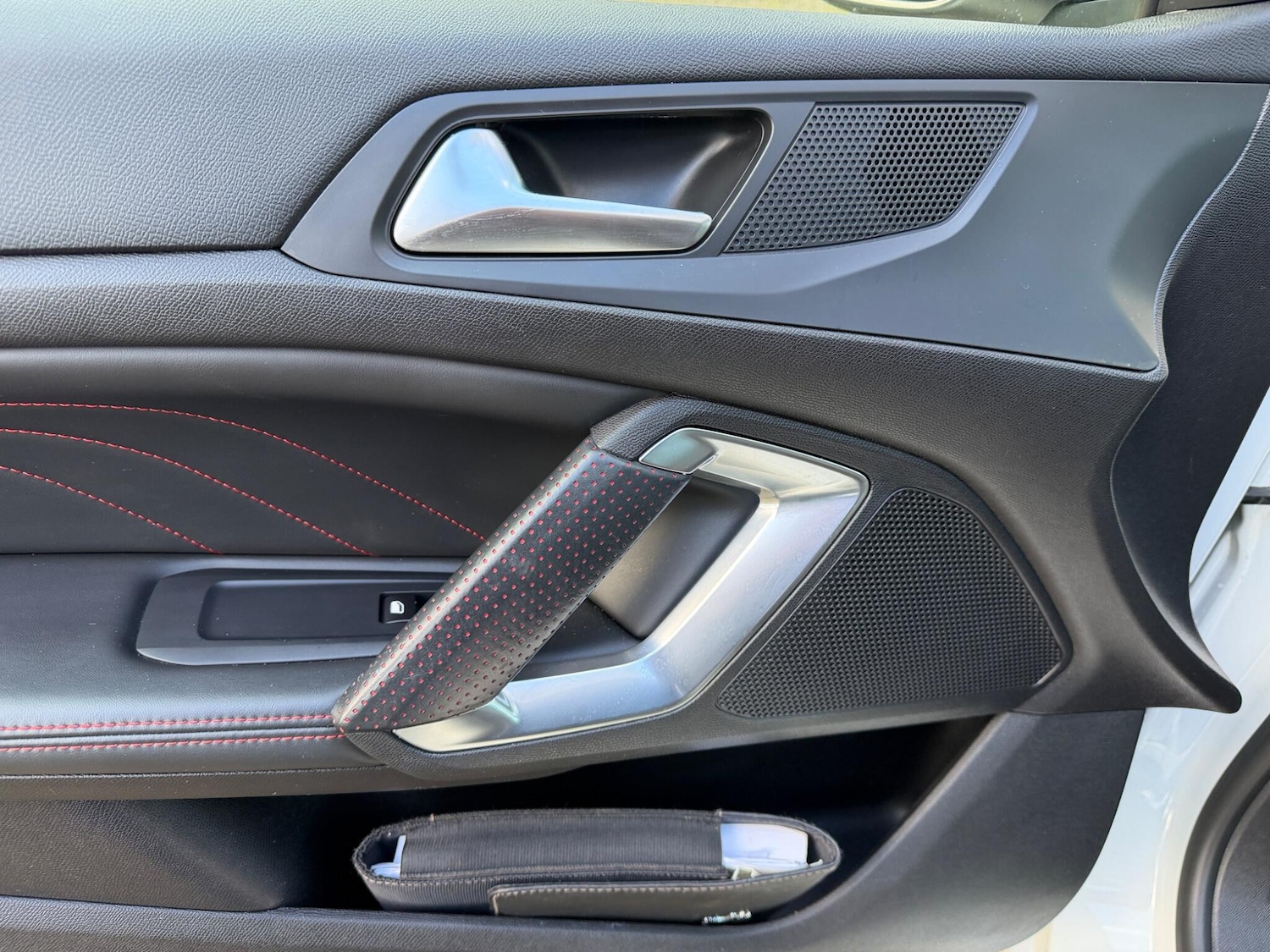 Used Peugeot 308 2015 for sale - 77456499: Photo 42