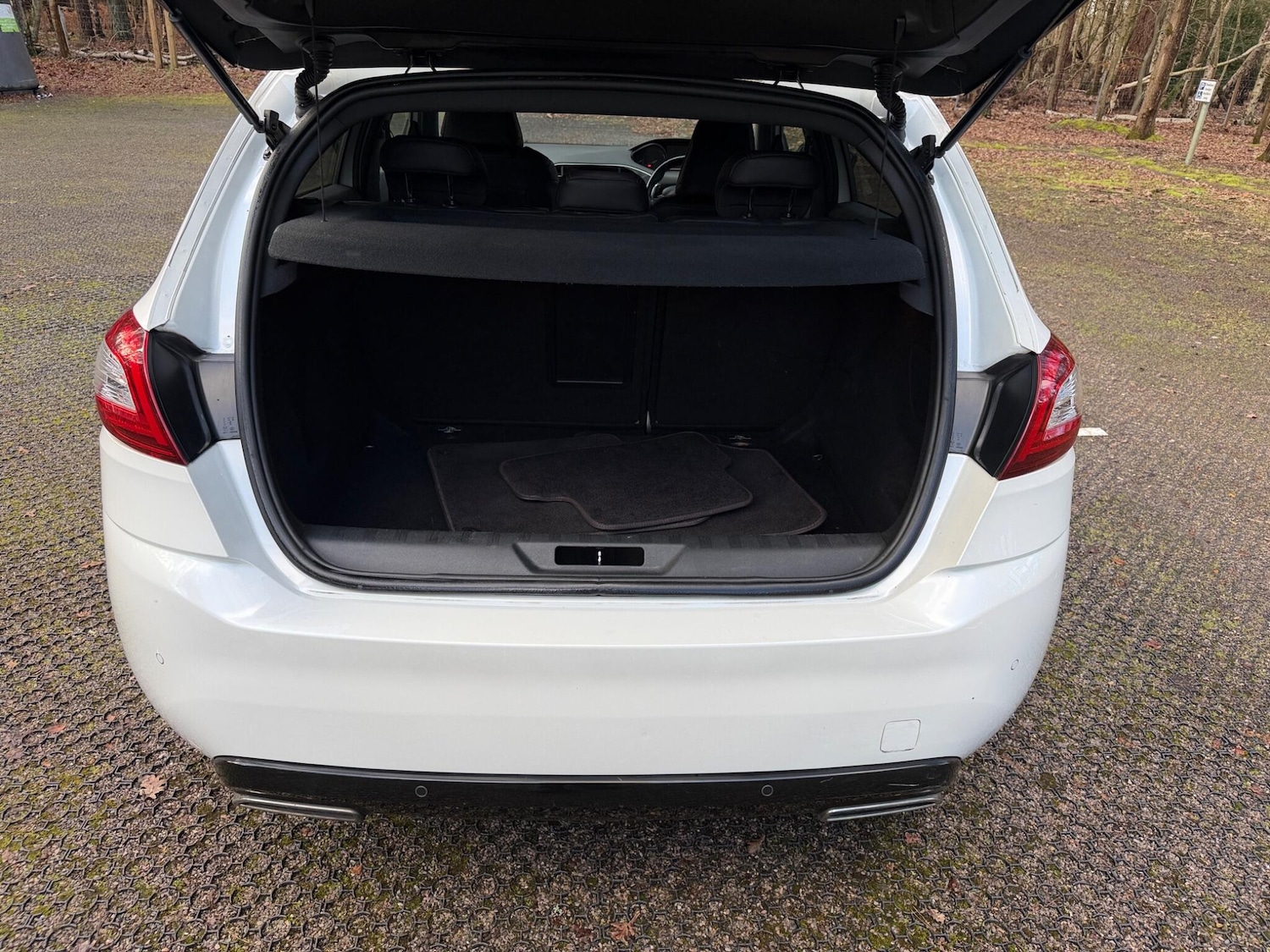 Used Peugeot 308 2015 for sale - 77456499: Photo 51