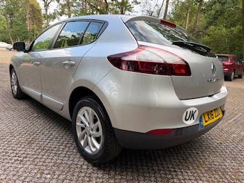 Used Renault Megane 2016 for sale - 79316373: Photo