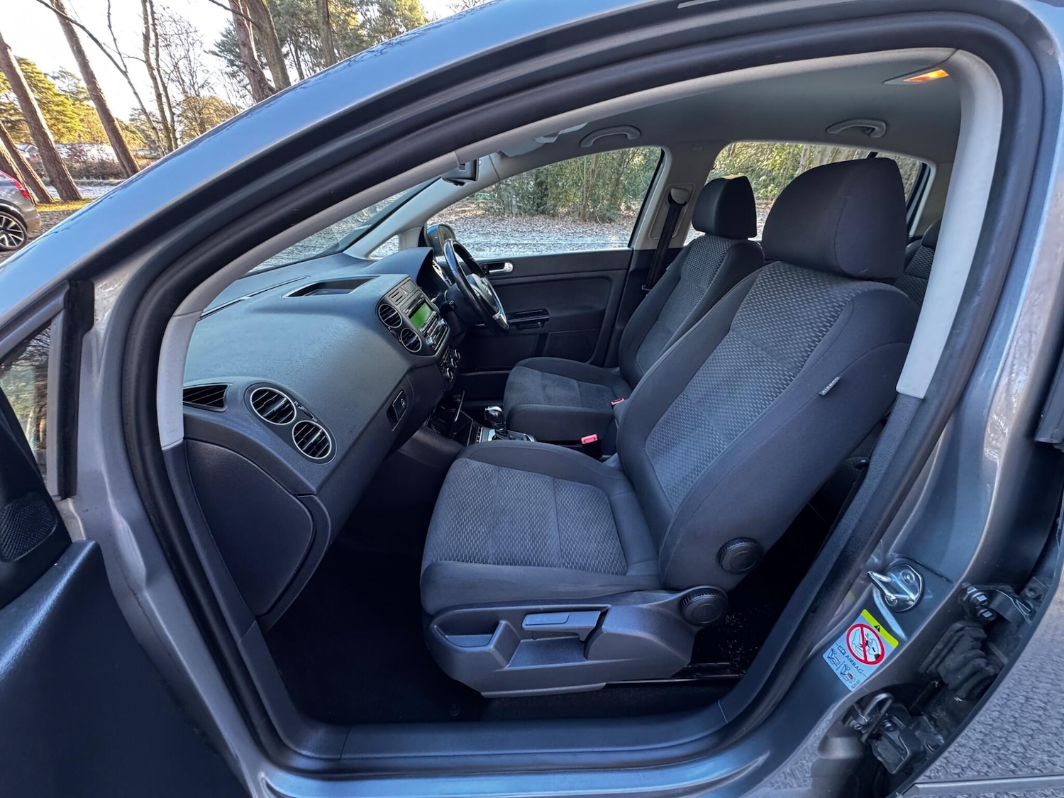 Used Volkswagen Golf Plus 2013 for sale - 77120728: Photo 29