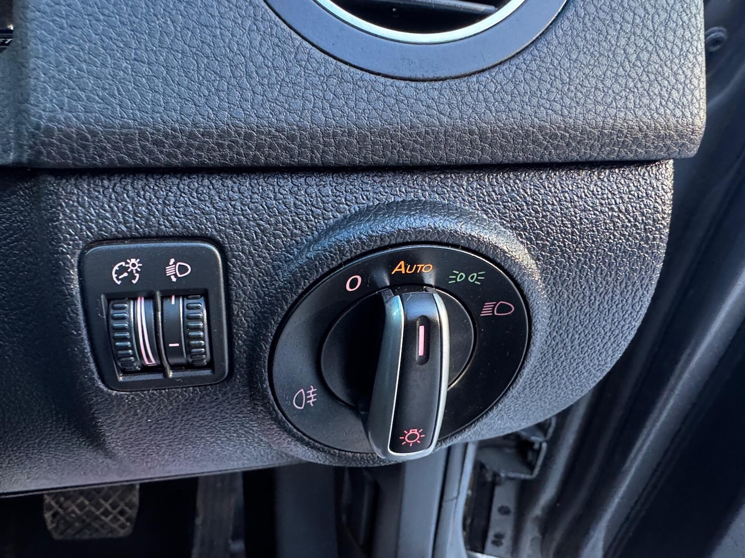 Used Volkswagen Golf Plus 2013 for sale - 77120728: Photo 33