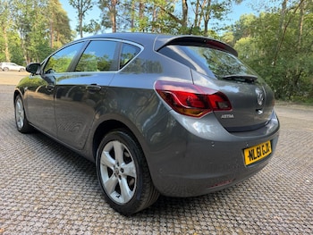 Used Vauxhall Astra 2011 for sale - 79348228: Photo