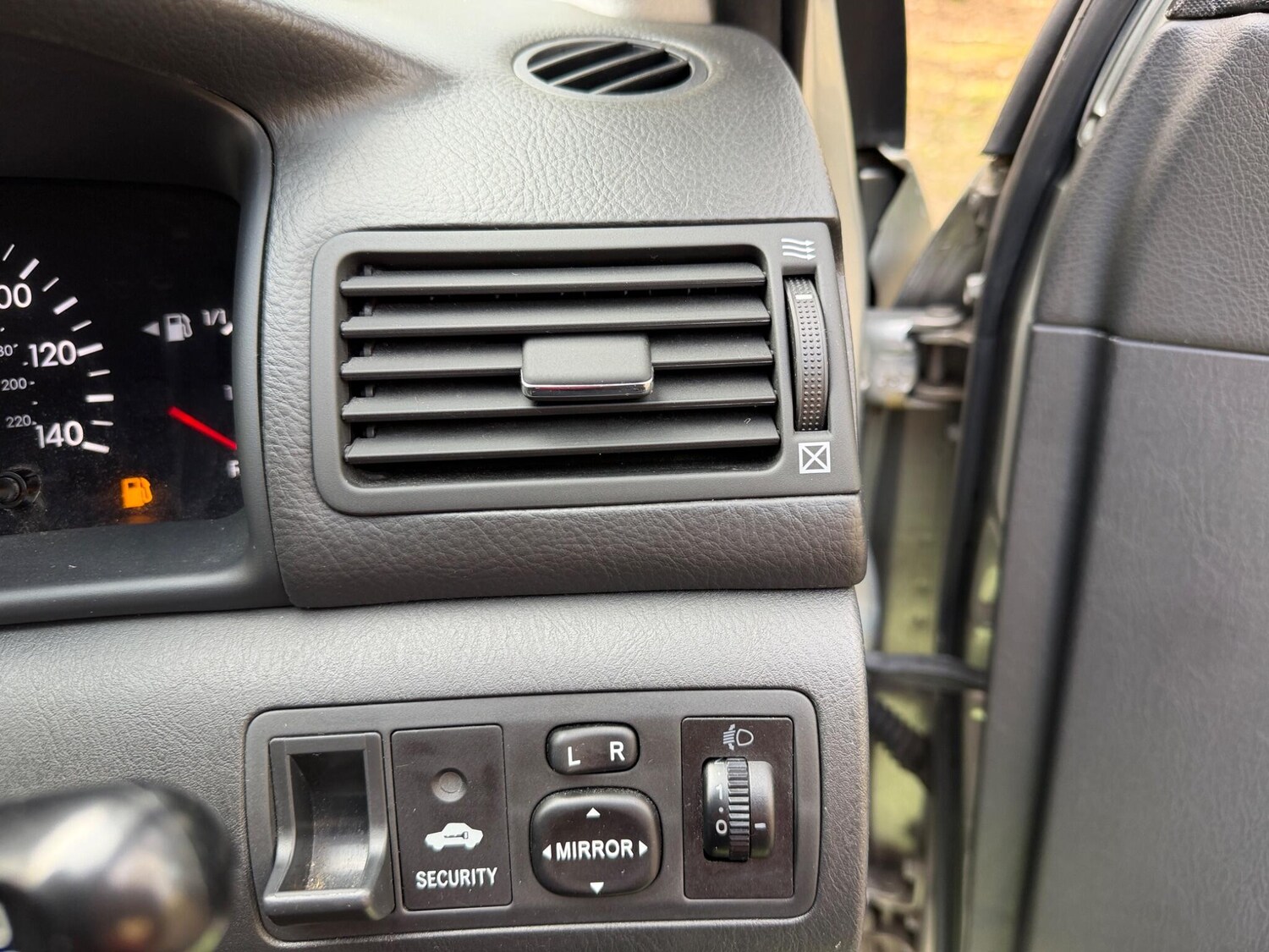 Used Toyota Corolla 2006 for sale - 78157094: Photo 30