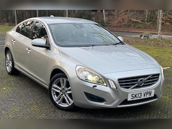 2013 (13) - D3 [136] SE Lux 4dr