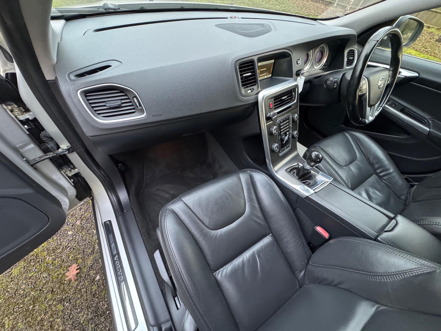 Used Volvo S60 2013 for sale - 77612035: Photo 32