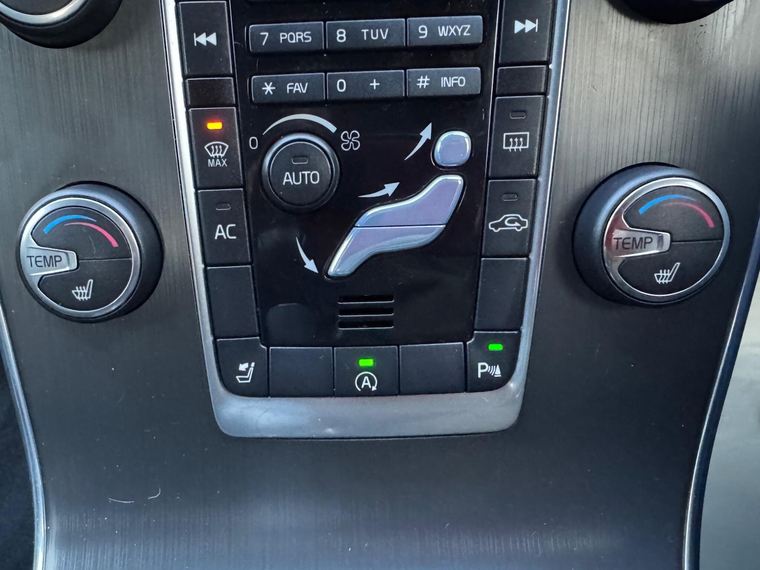 Used Volvo S60 2013 for sale - 77612035: Photo 41