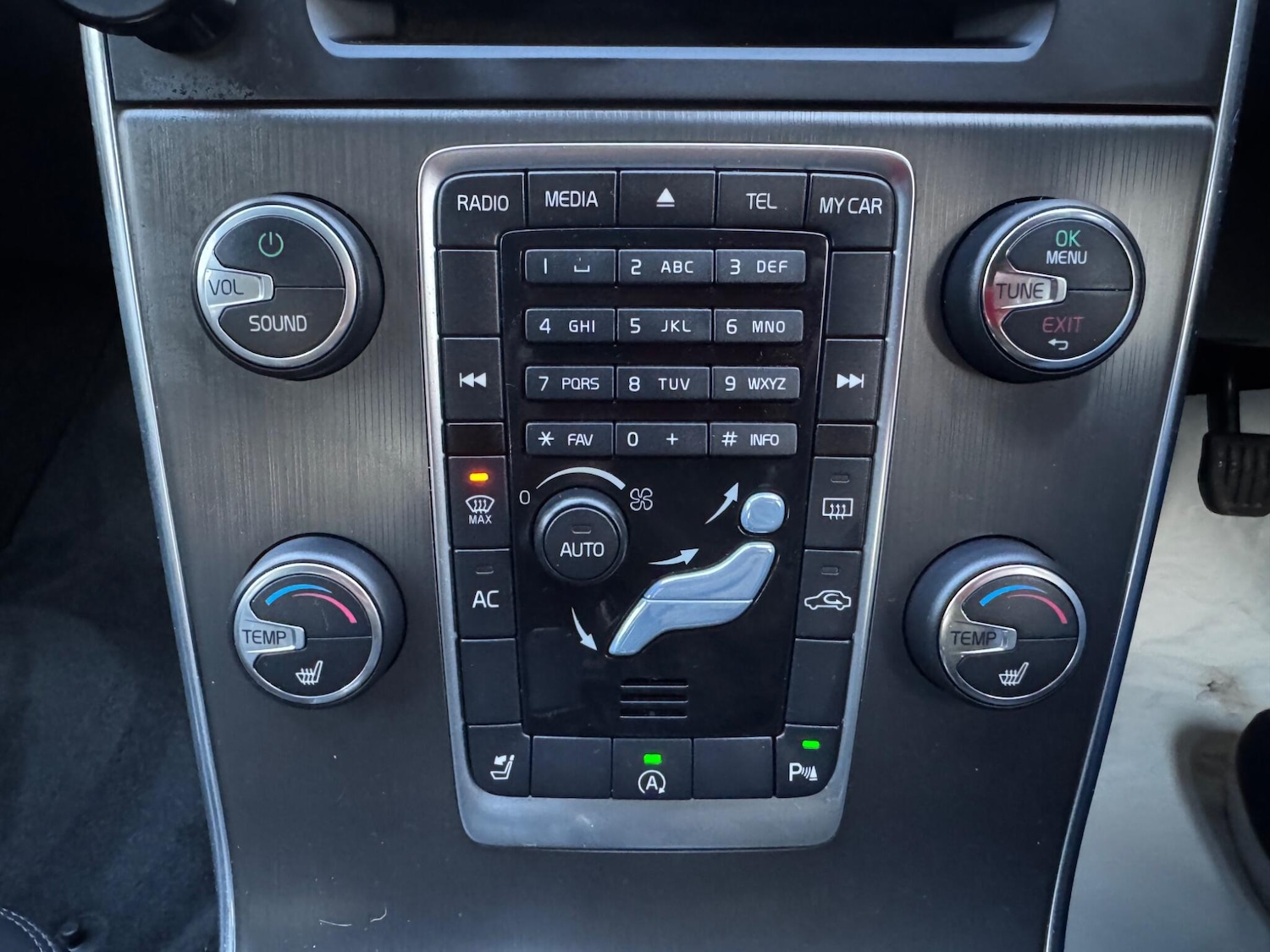 Used Volvo S60 2013 for sale - 77612035: Photo 42