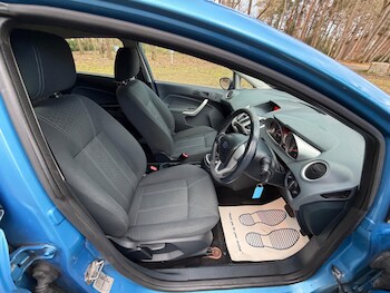 Used Ford Fiesta 2010 for sale - 78062880: Photo