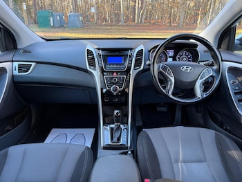 Used Hyundai i30 2016 for sale - 77040942: Photo