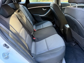 Used Hyundai i30 2016 for sale - 77040942: Photo