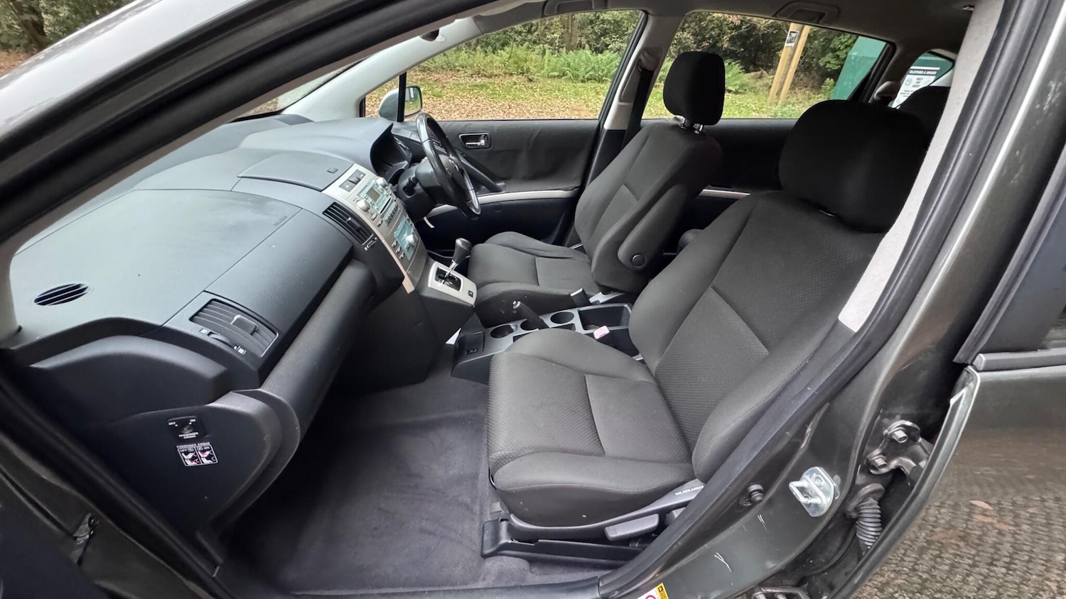 Used Toyota Corolla Verso 2006 for sale - 77040590: Photo 26