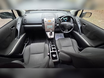 Used Toyota Corolla Verso 2006 for sale - 77040590: Photo