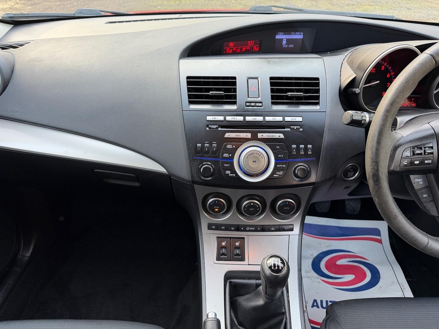 Used Mazda Mazda3 2010 for sale - 77704852: Photo 31