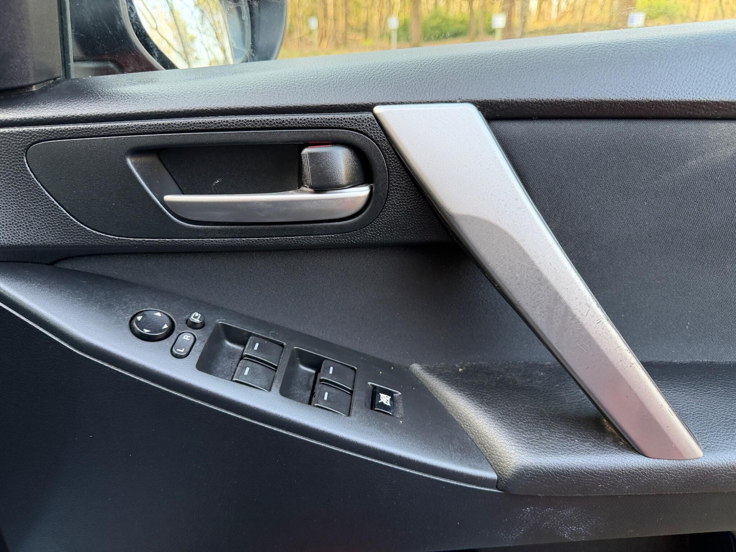 Used Mazda Mazda3 2010 for sale - 77704852: Photo 37