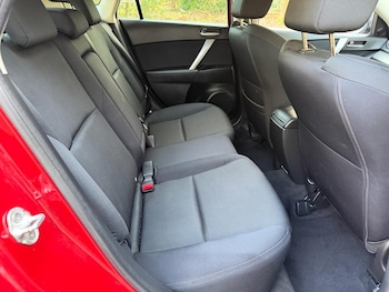 Used Mazda Mazda3 2010 for sale - 77704852: Photo