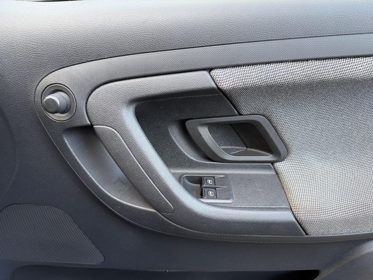 Used Skoda Fabia 2010 for sale - 77238442: Photo 40