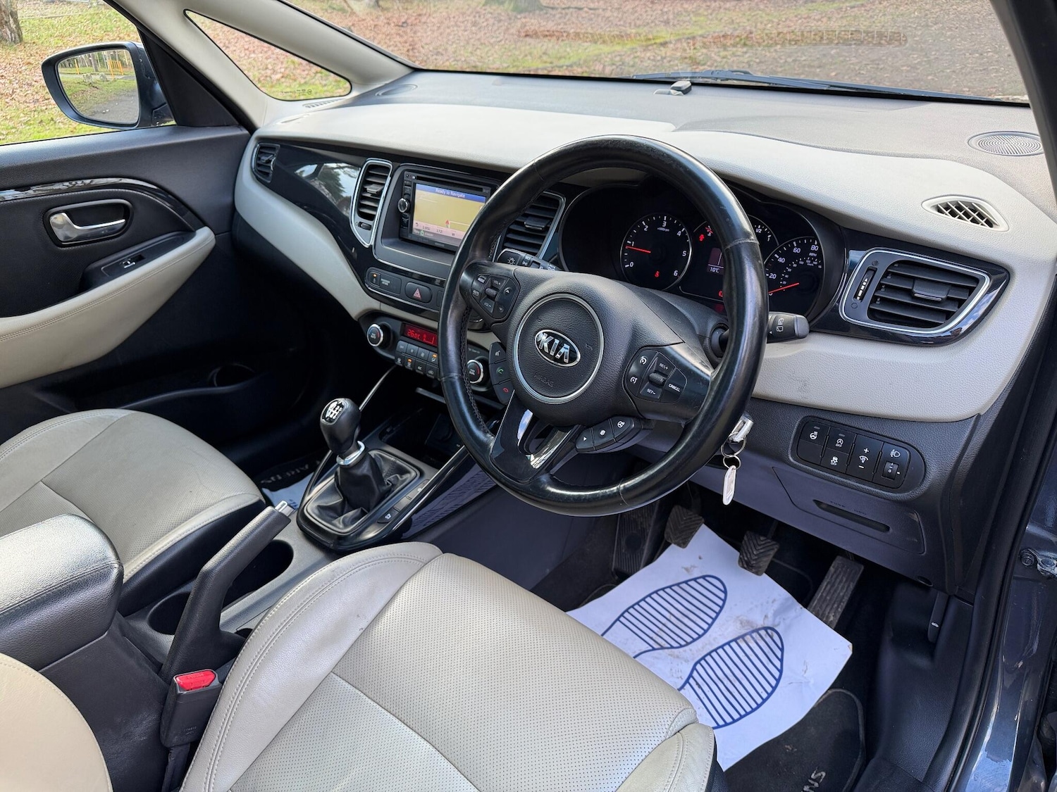 Used Kia Carens 2014 for sale - 77109074: Photo 16