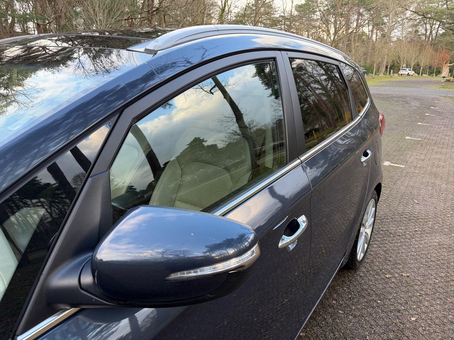 Used Kia Carens 2014 for sale - 77109074: Photo 44