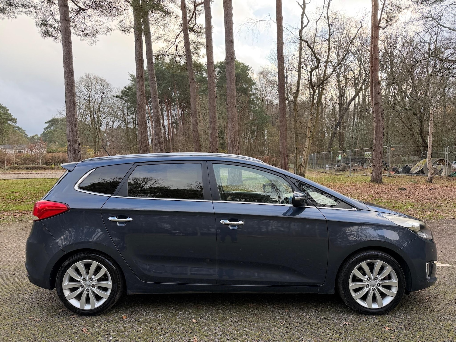 Used Kia Carens 2014 for sale - 77109074: Photo 6