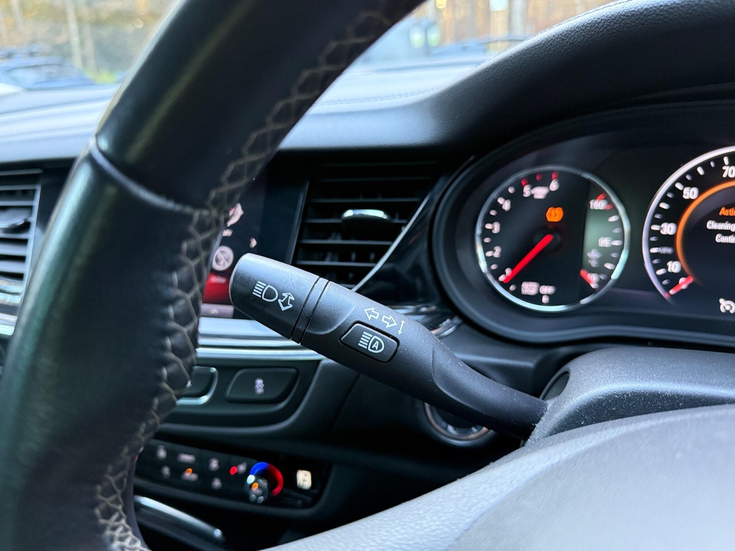 Used Vauxhall Insignia 2017 for sale - 77040841: Photo 31