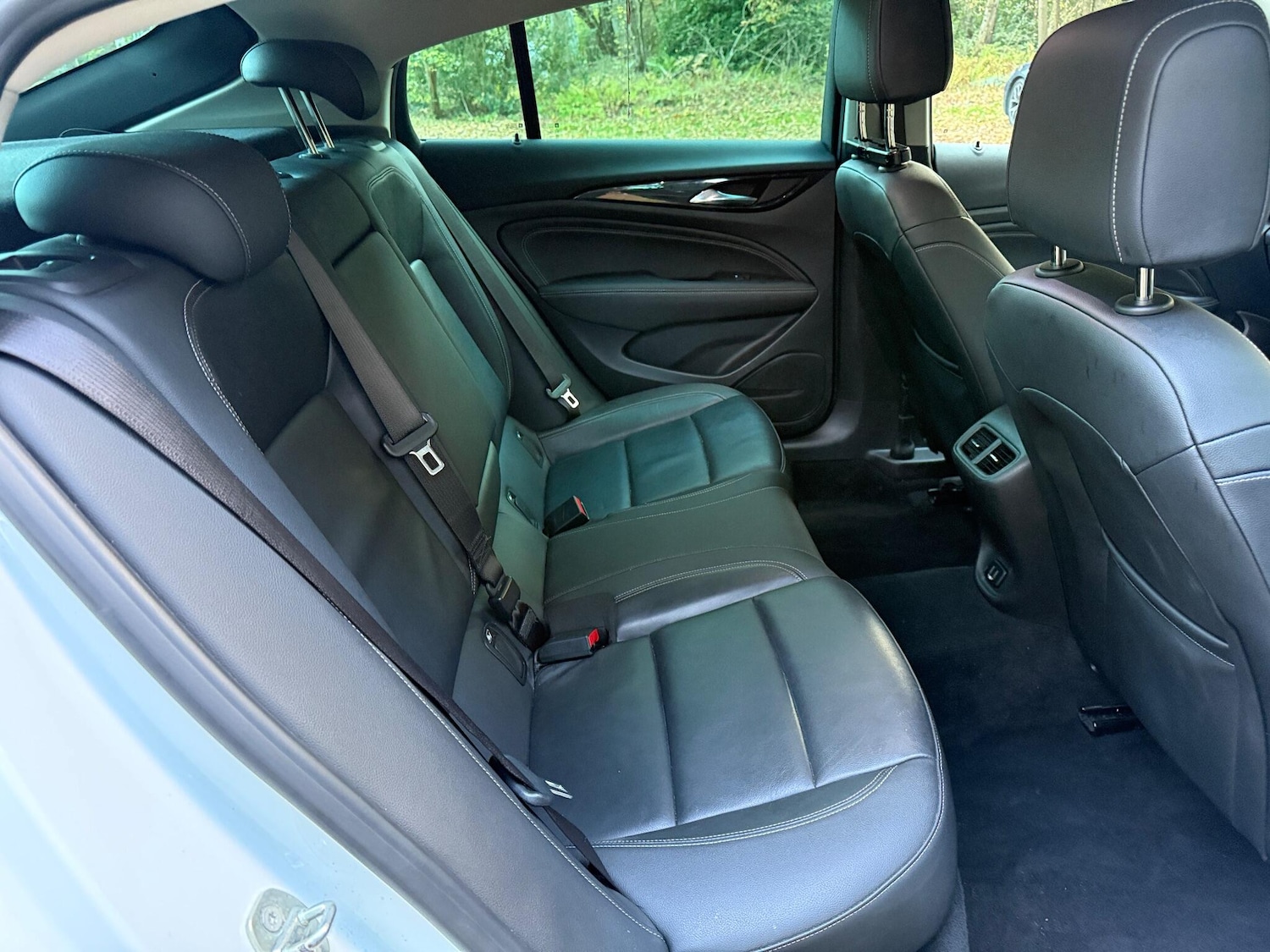 Used Vauxhall Insignia 2017 for sale - 77040841: Photo 4