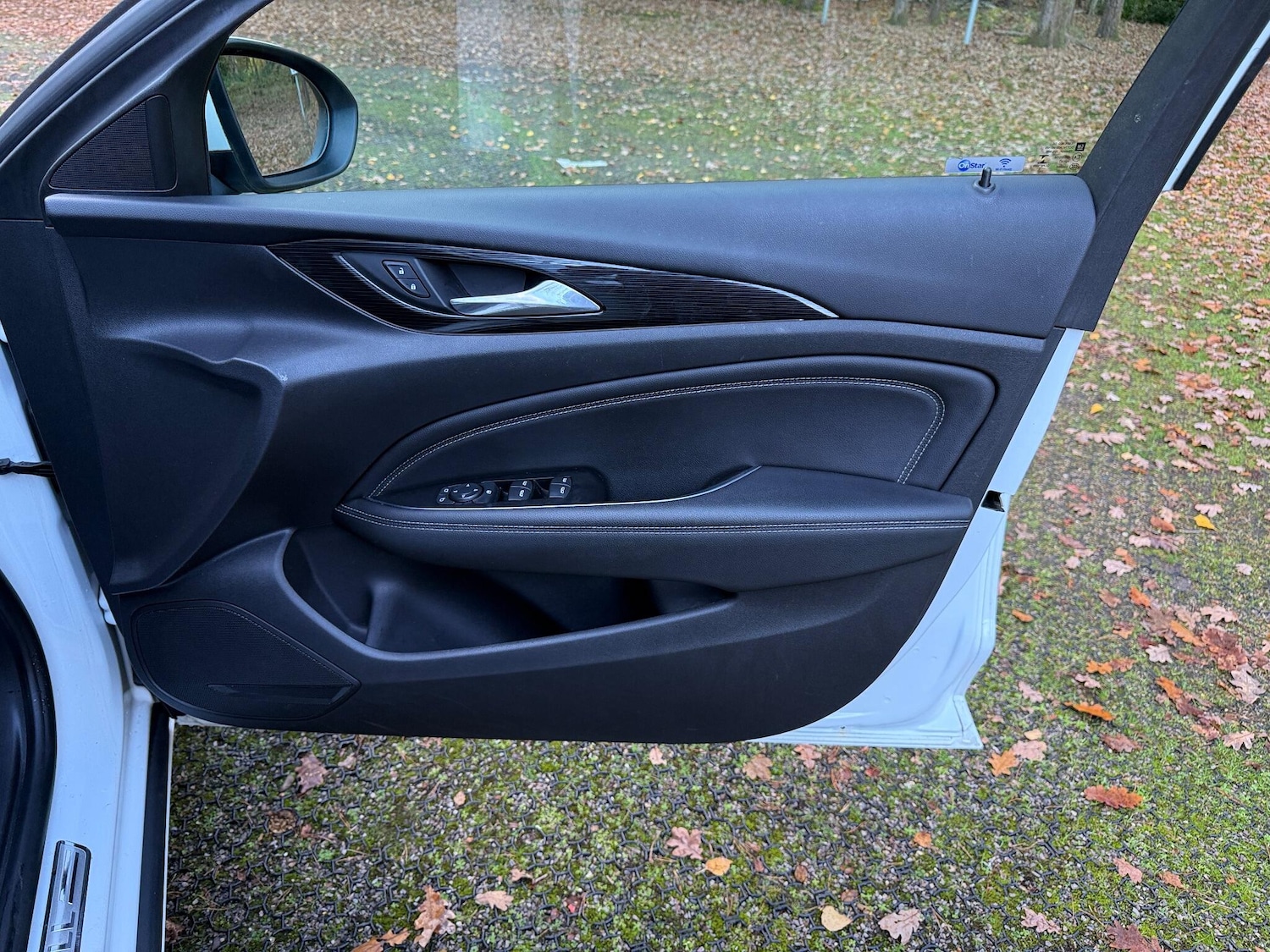 Used Vauxhall Insignia 2017 for sale - 77040841: Photo 50