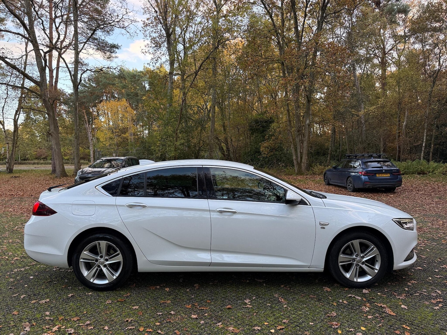 Used Vauxhall Insignia 2017 for sale - 77040841: Photo 6