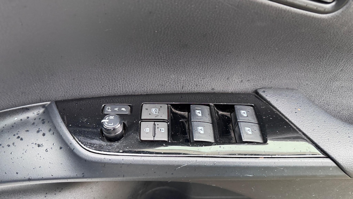 Used Toyota Prius 2025 for sale - 77040411: Photo 29