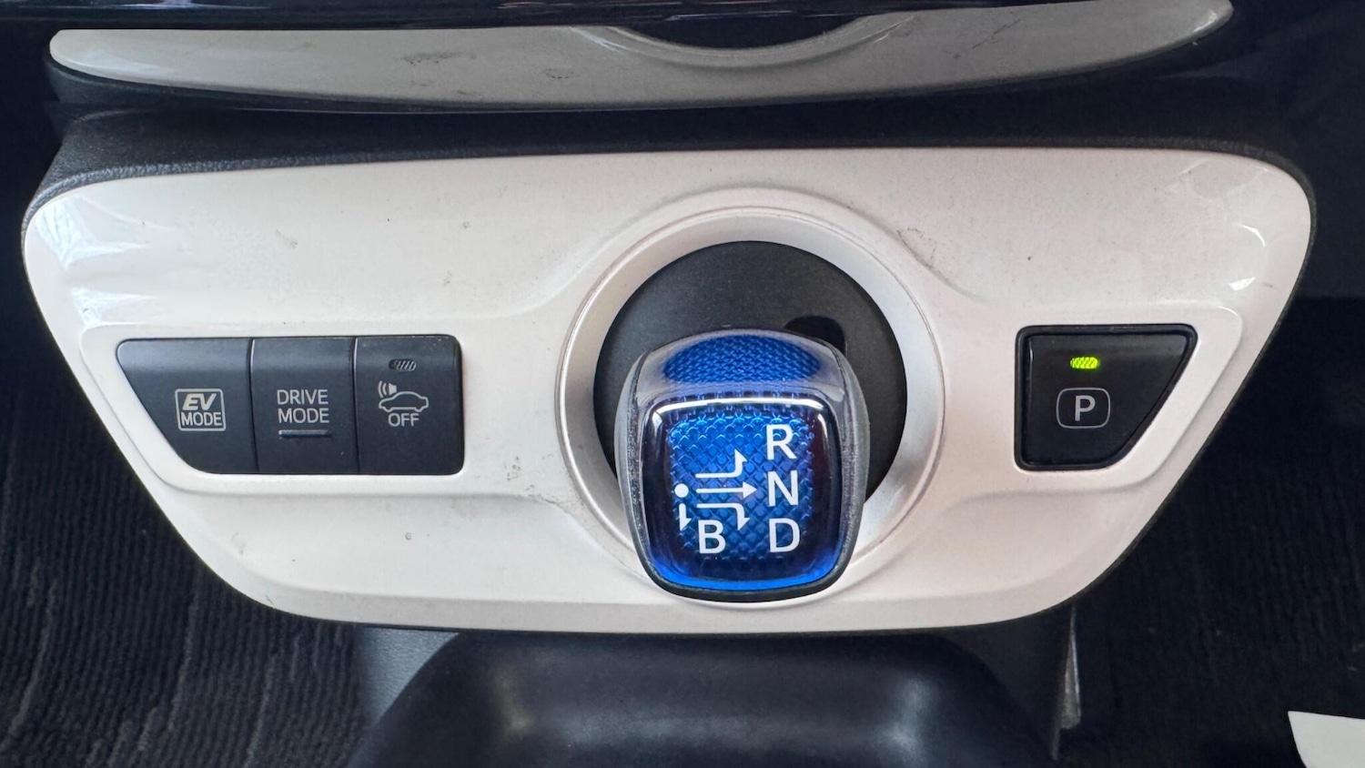 Used Toyota Prius 2025 for sale - 77040411: Photo 34