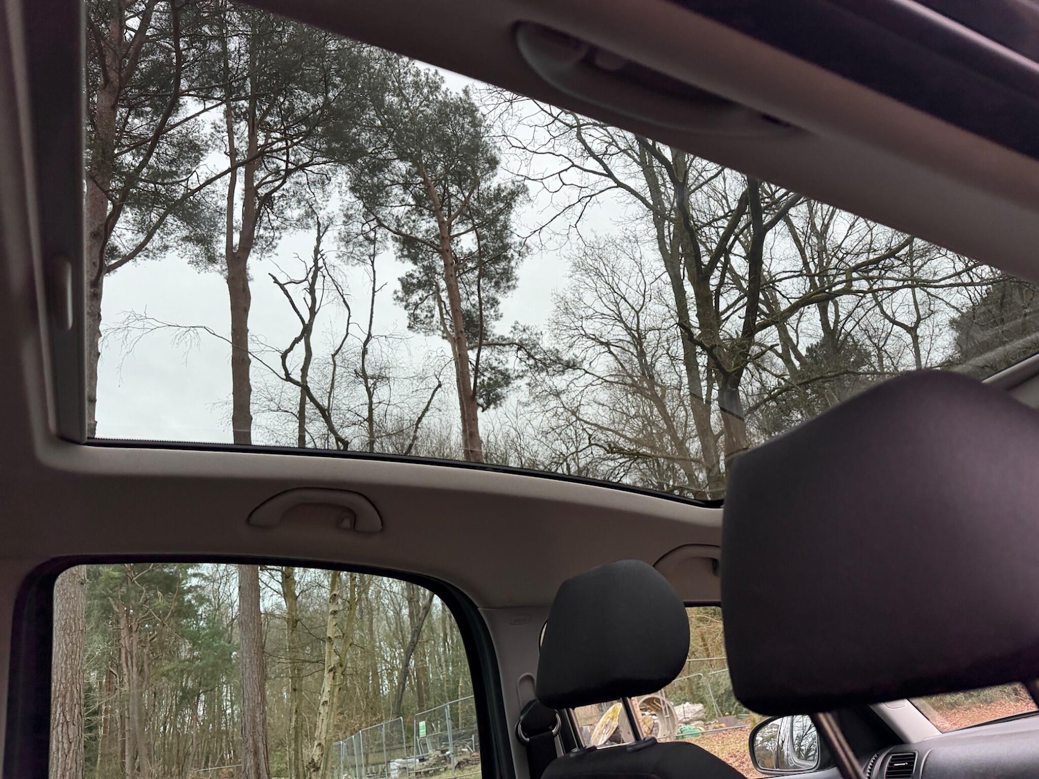 Used Skoda Roomster 2014 for sale - 77633691: Photo 24