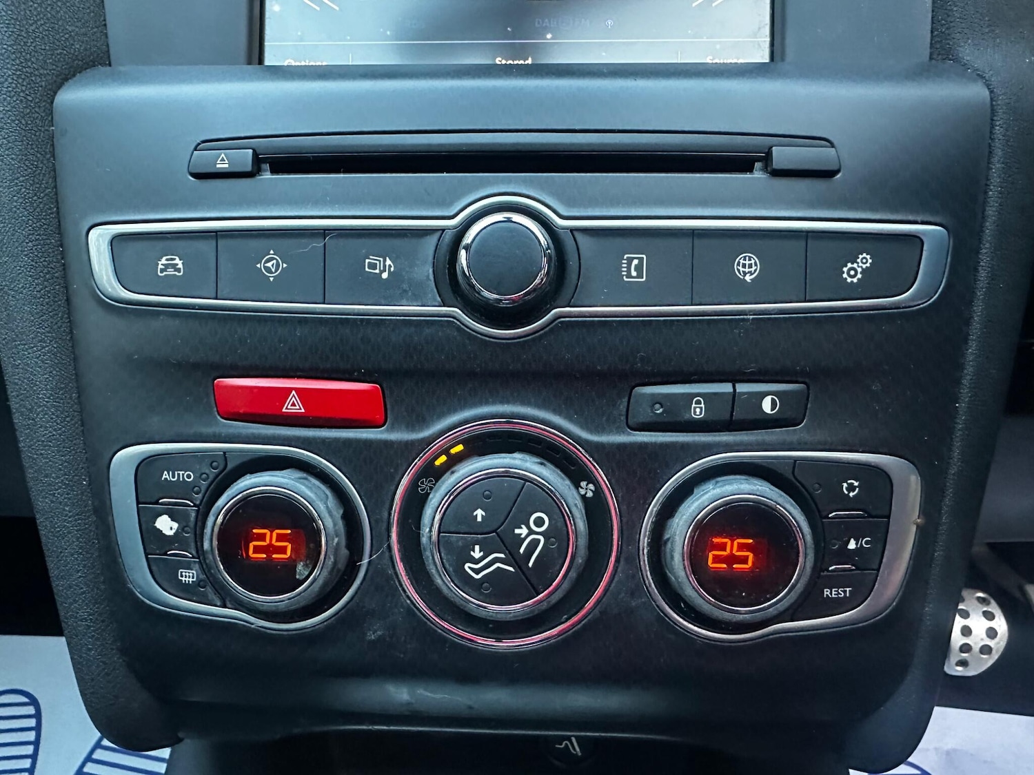 Used DS Automobiles DS 4 2015 for sale - 77040003: Photo 32