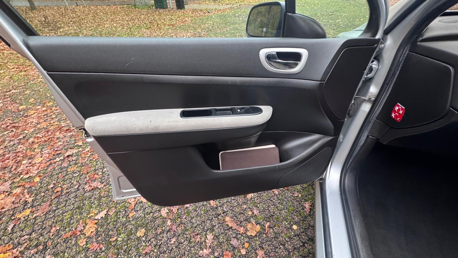 Used Peugeot 307 2009 for sale - 77039980: Photo 16