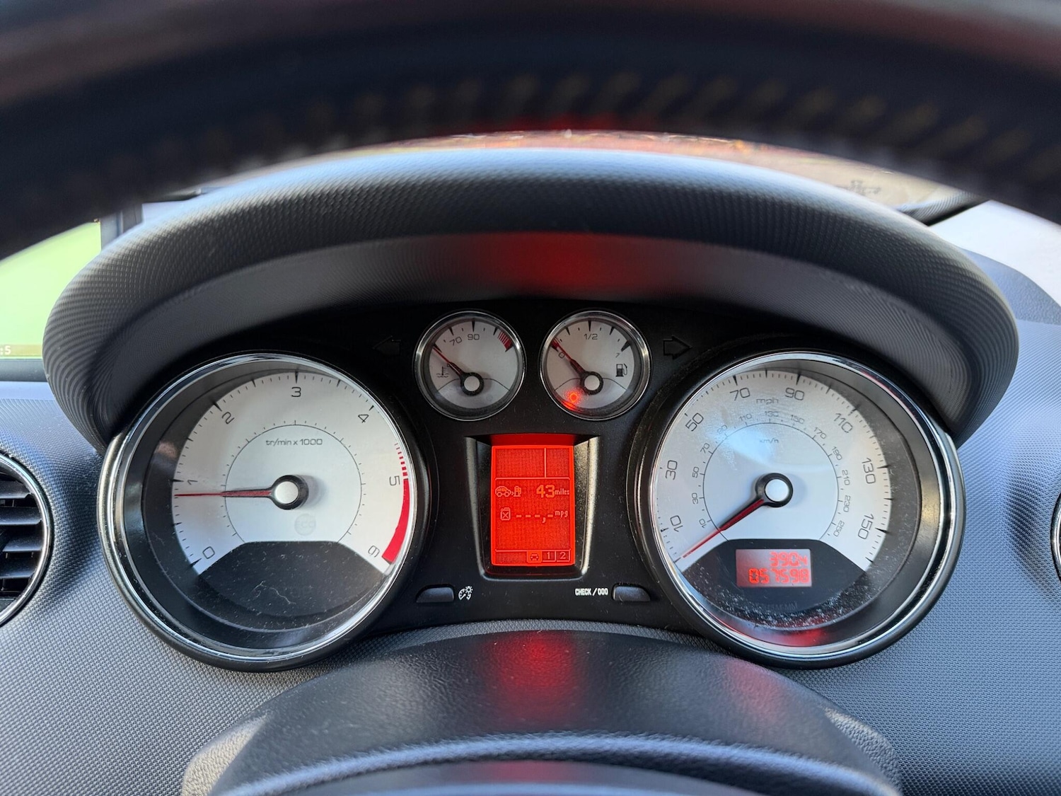 Used Peugeot 308 2013 for sale - 77229640: Photo 23