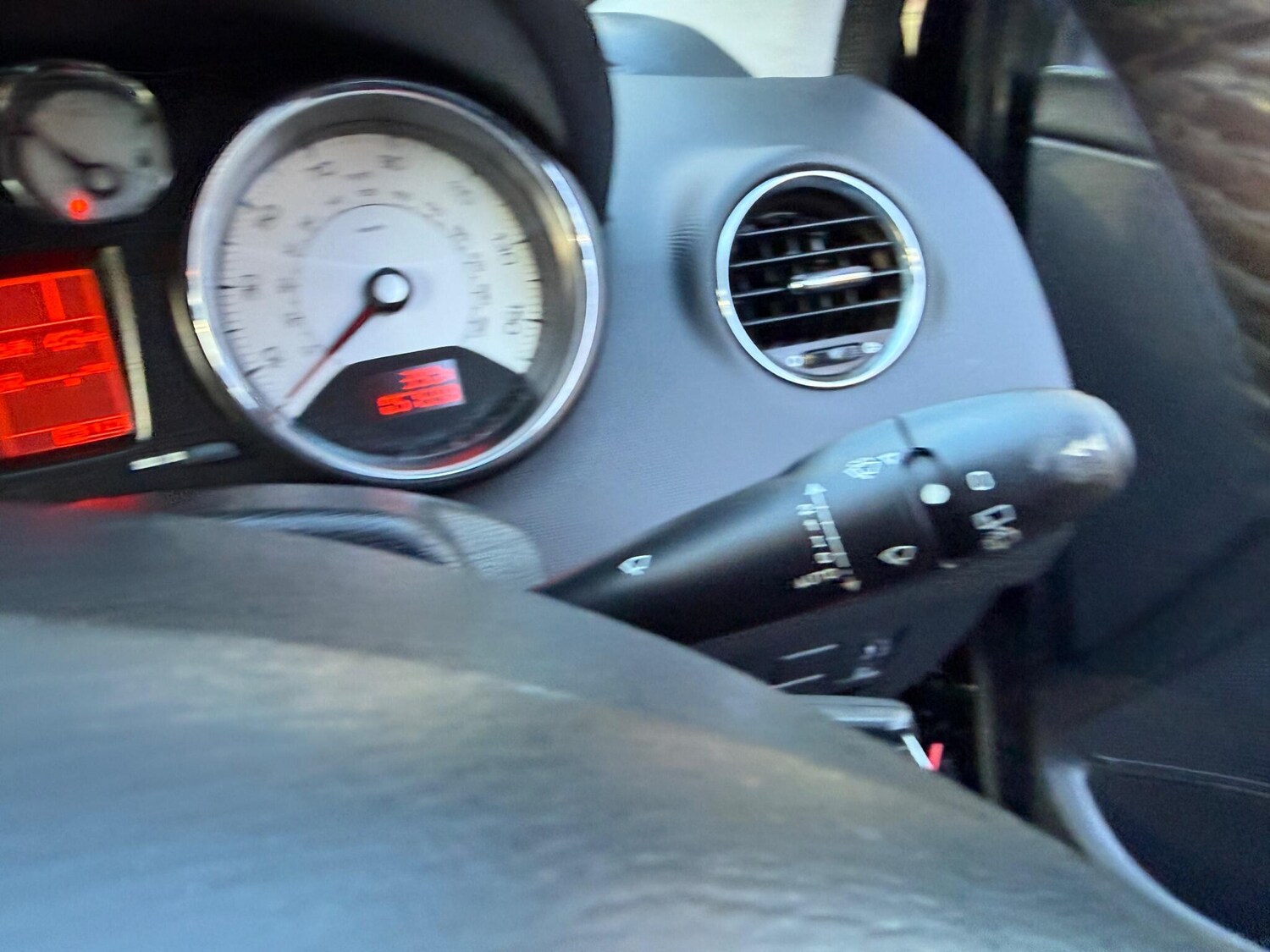 Used Peugeot 308 2013 for sale - 77229640: Photo 31