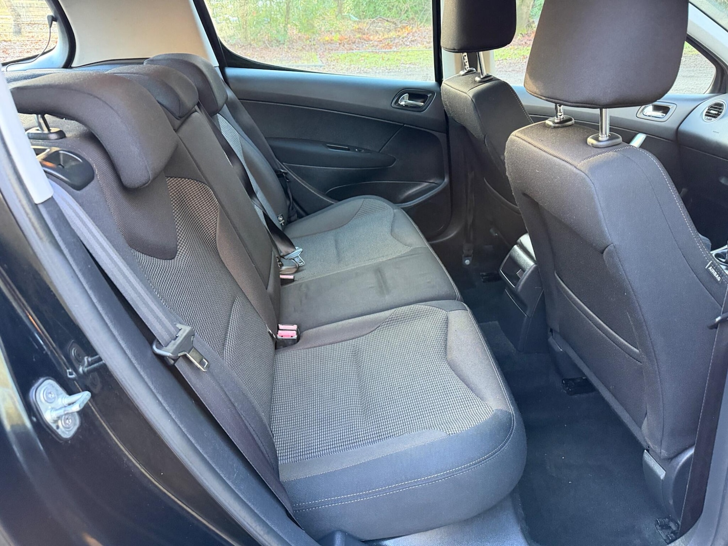 Used Peugeot 308 2013 for sale - 77229640: Photo 4