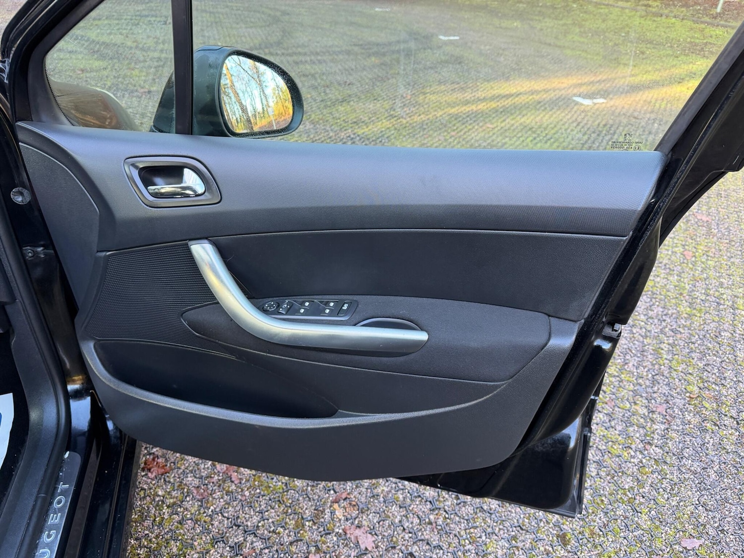 Used Peugeot 308 2013 for sale - 77229640: Photo 41