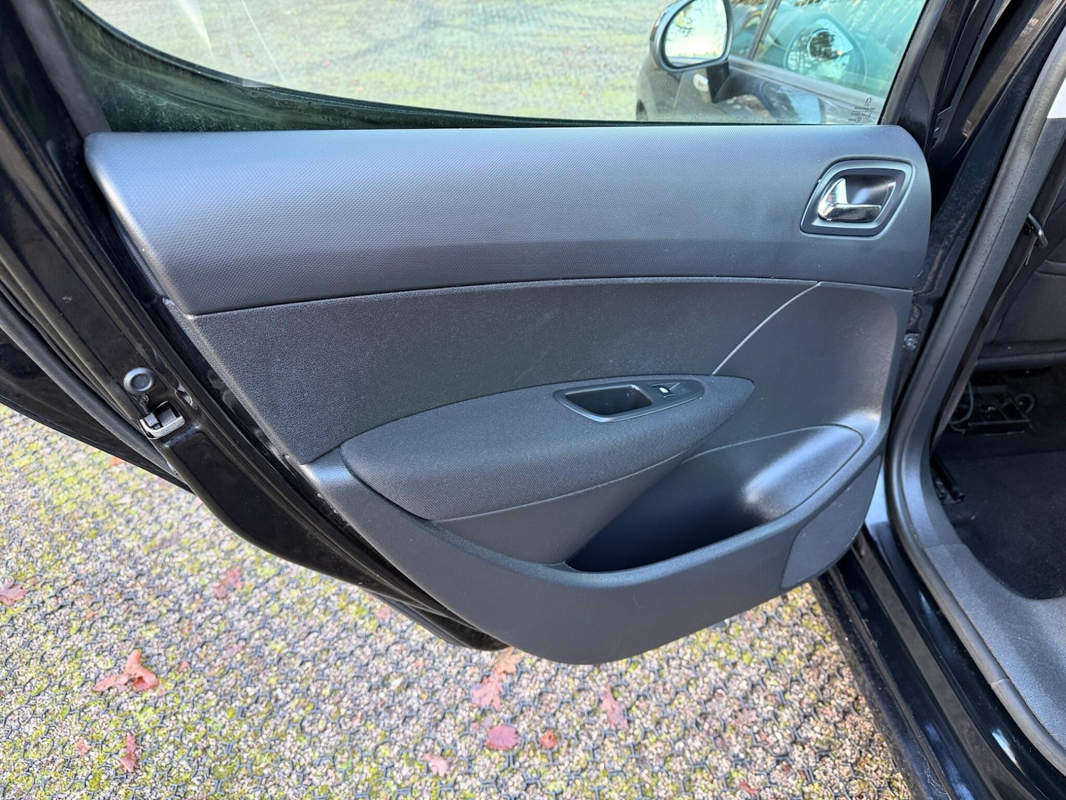 Used Peugeot 308 2013 for sale - 77229640: Photo 43