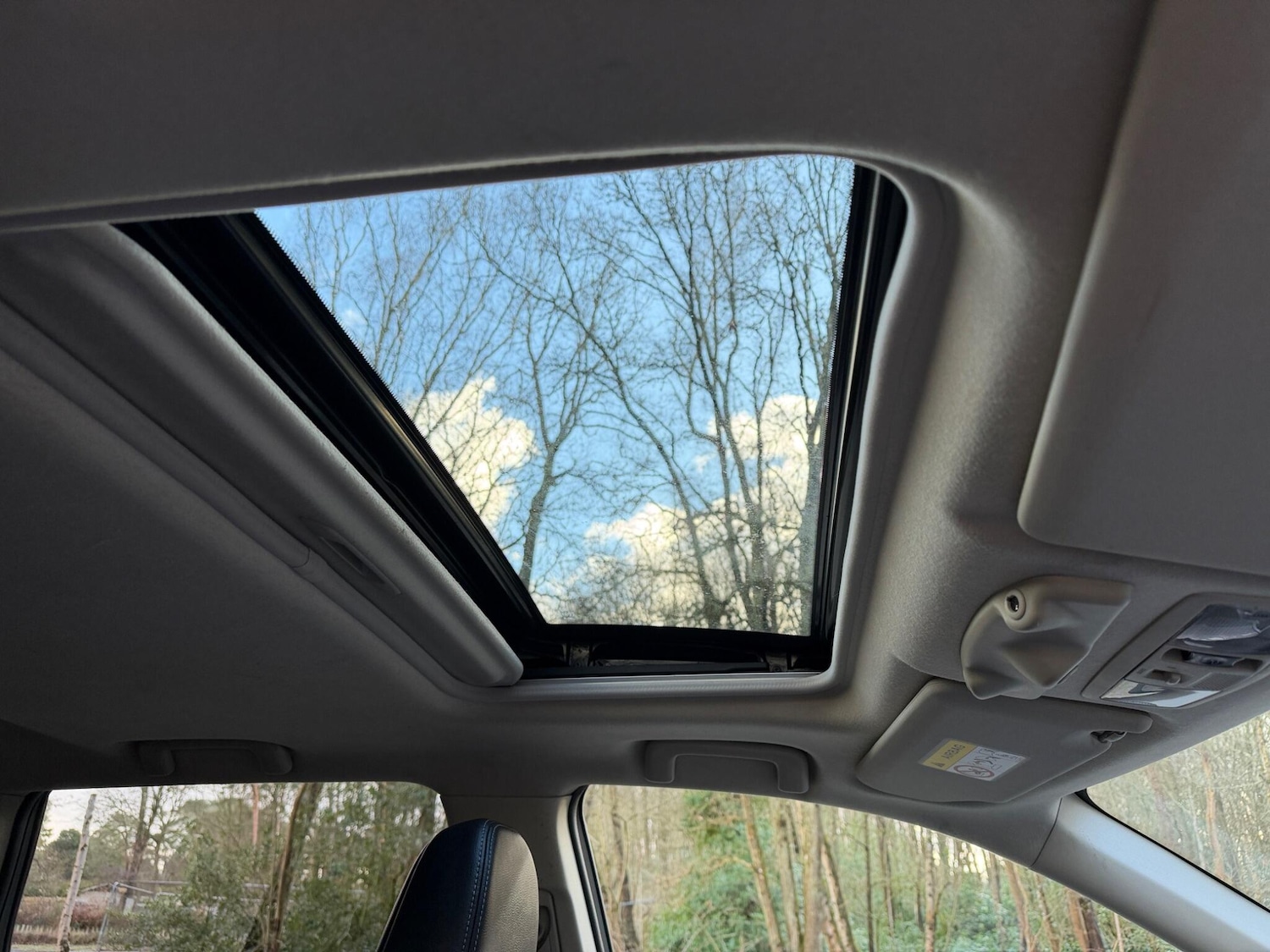 Used Mitsubishi Outlander 2015 for sale - 77456313: Photo 27