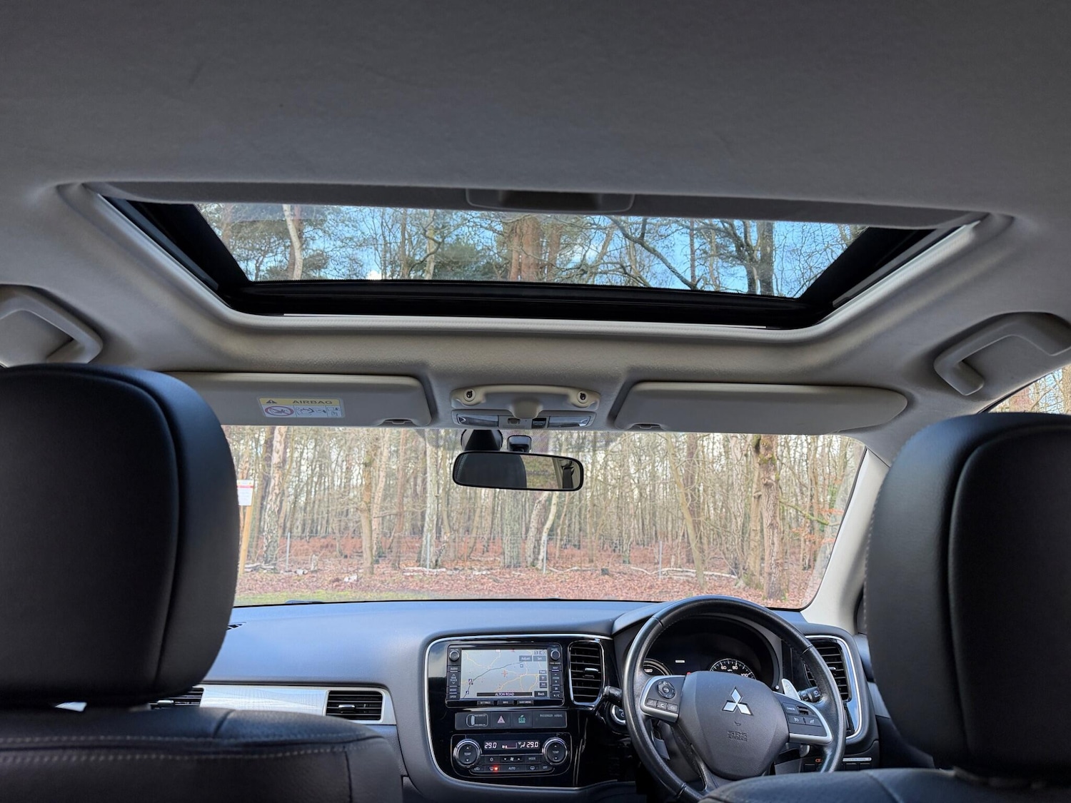 Used Mitsubishi Outlander 2015 for sale - 77456313: Photo 33