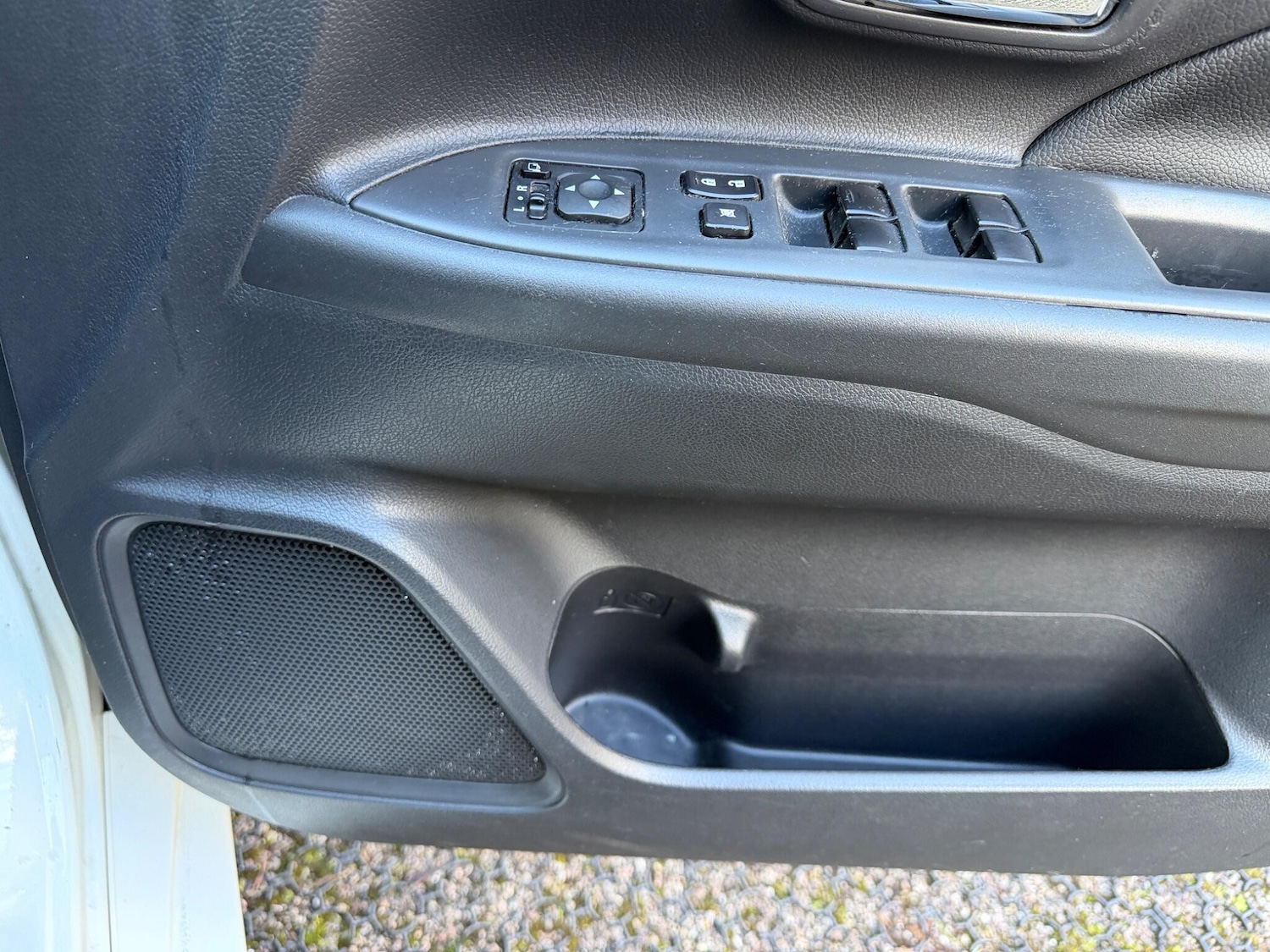 Used Mitsubishi Outlander 2015 for sale - 77456313: Photo 43