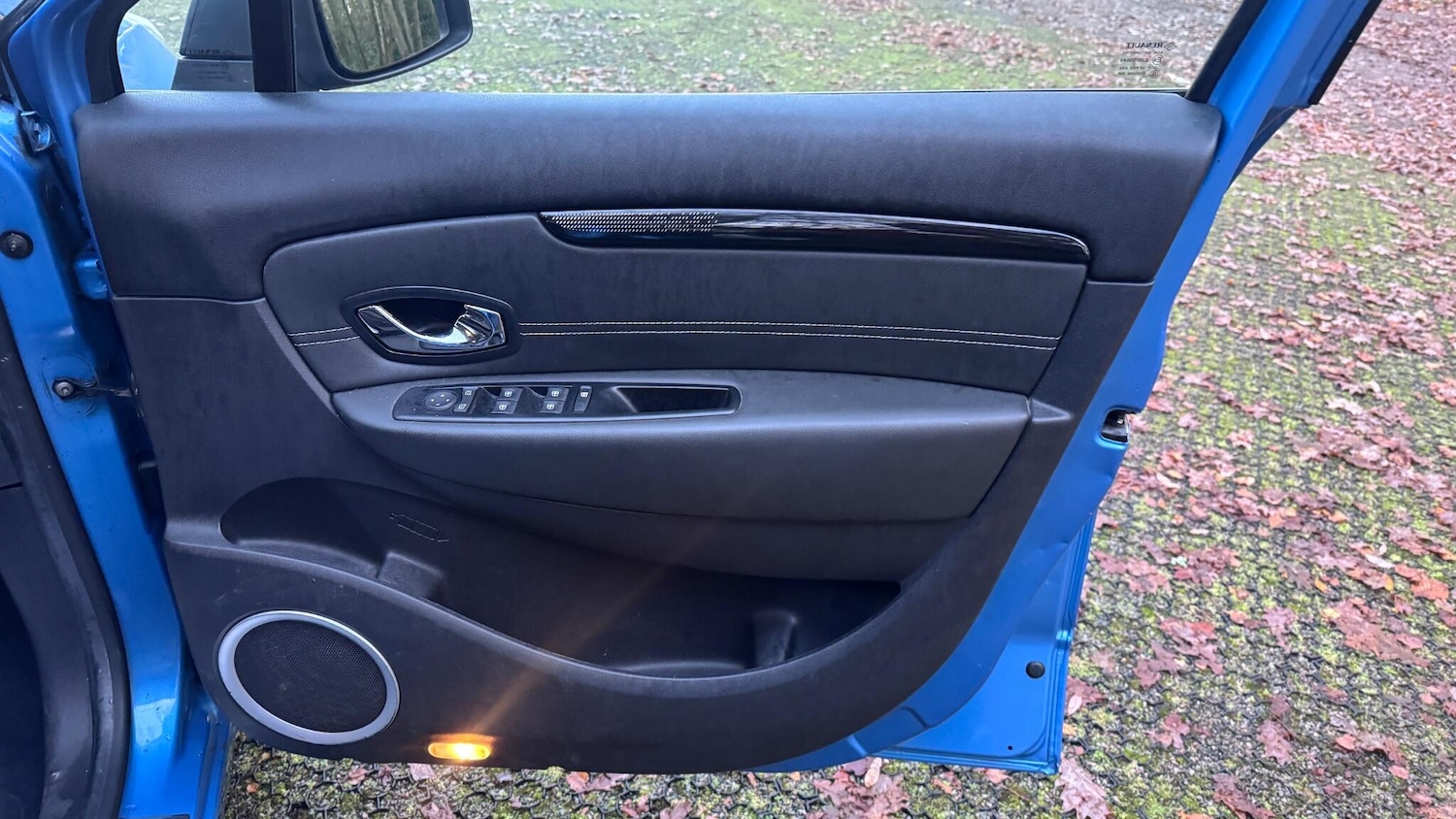 Used Renault Grand Scenic 2012 for sale - 77166711: Photo 17