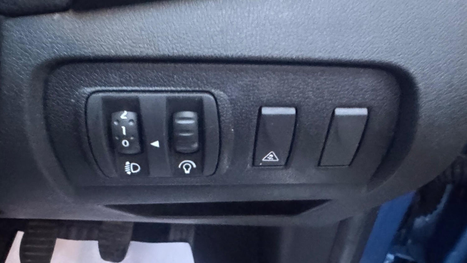 Used Renault Grand Scenic 2012 for sale - 77166711: Photo 26