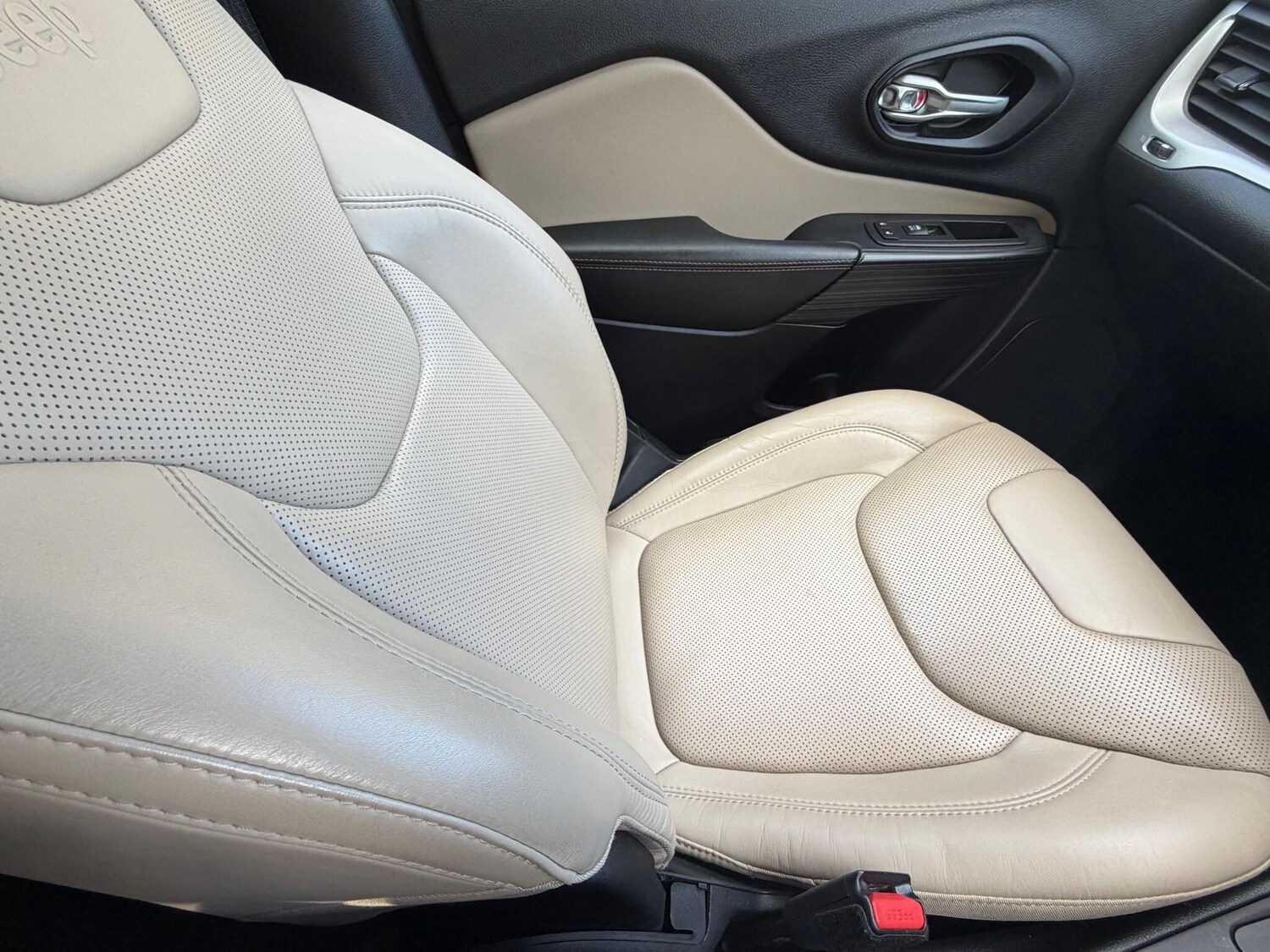 Used Jeep Cherokee for sale - 77908603: Photo 17