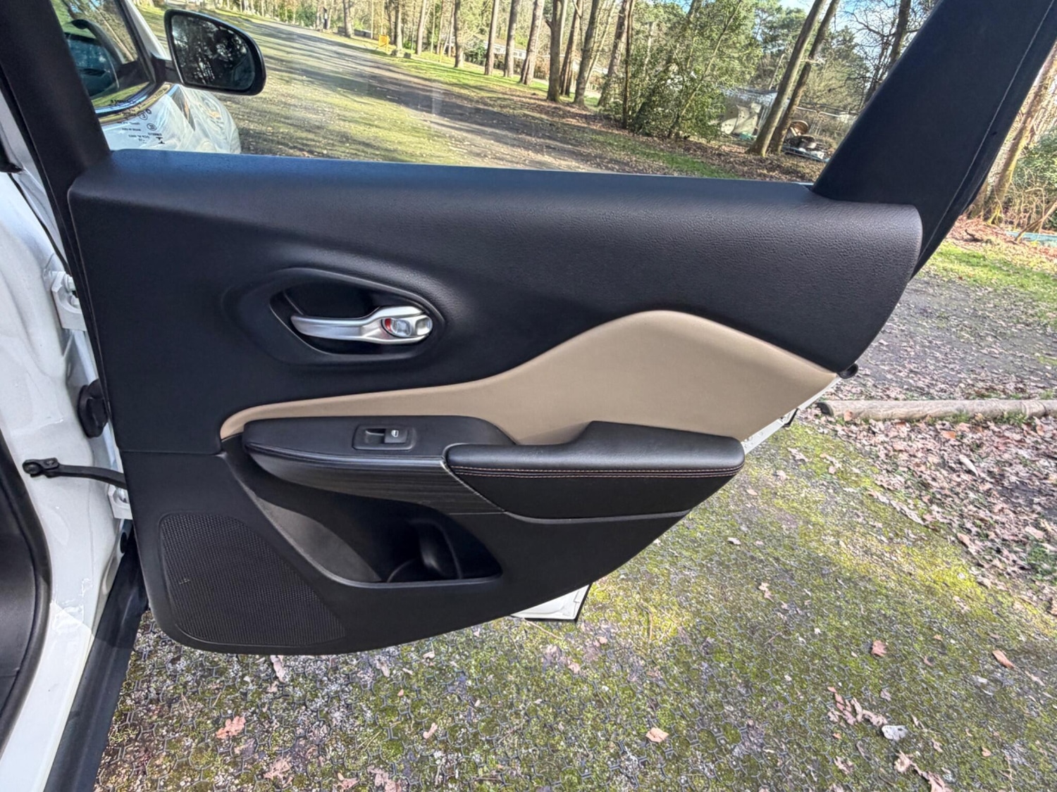 Used Jeep Cherokee for sale - 77908603: Photo 44