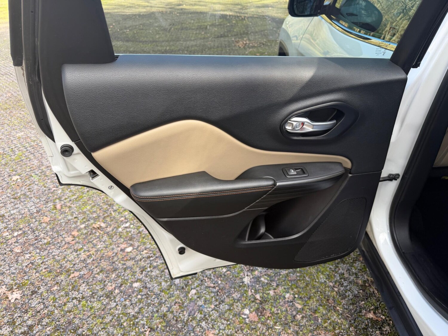 Used Jeep Cherokee for sale - 77908603: Photo 45