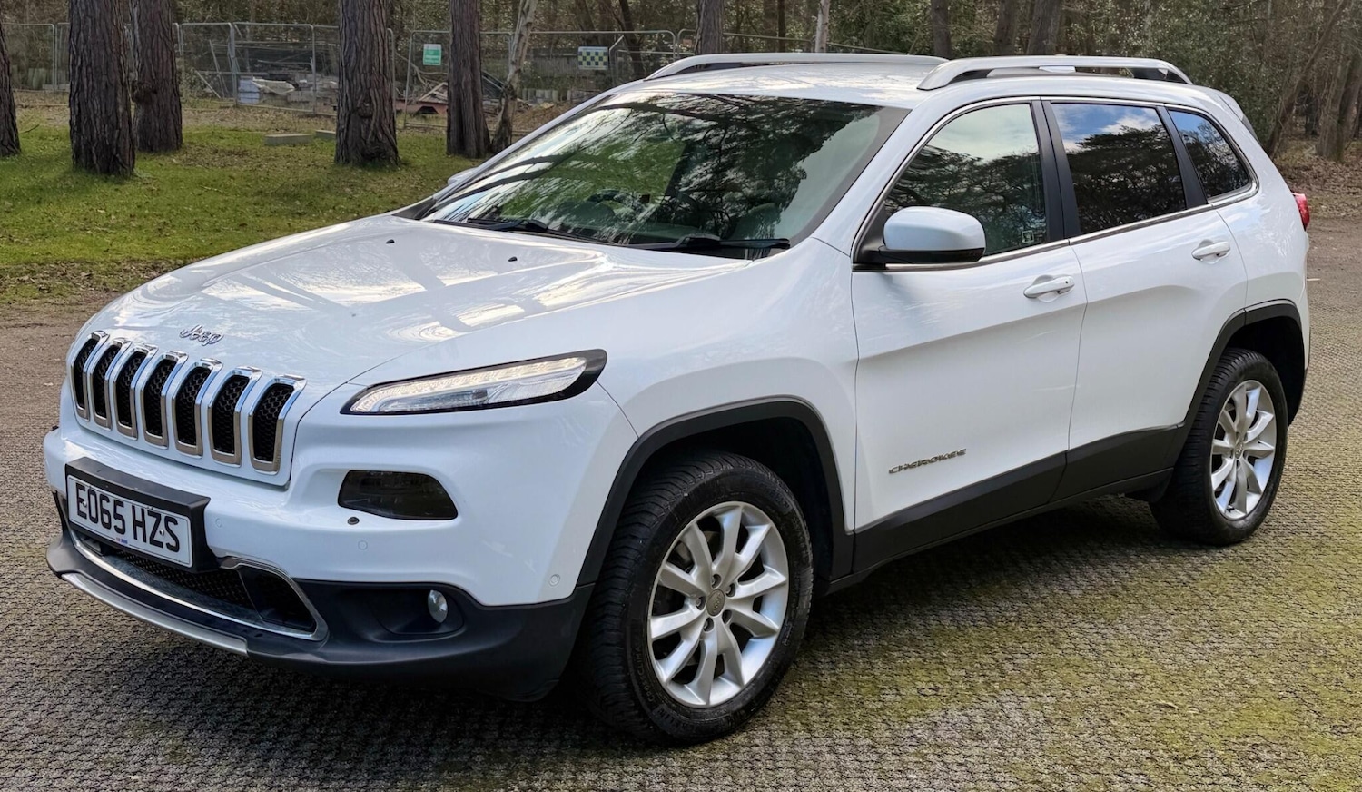 Used Jeep Cherokee for sale - 77908603: Photo 8
