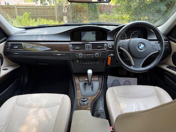 Used BMW 3 Series 2011 for sale - 79247802: Photo